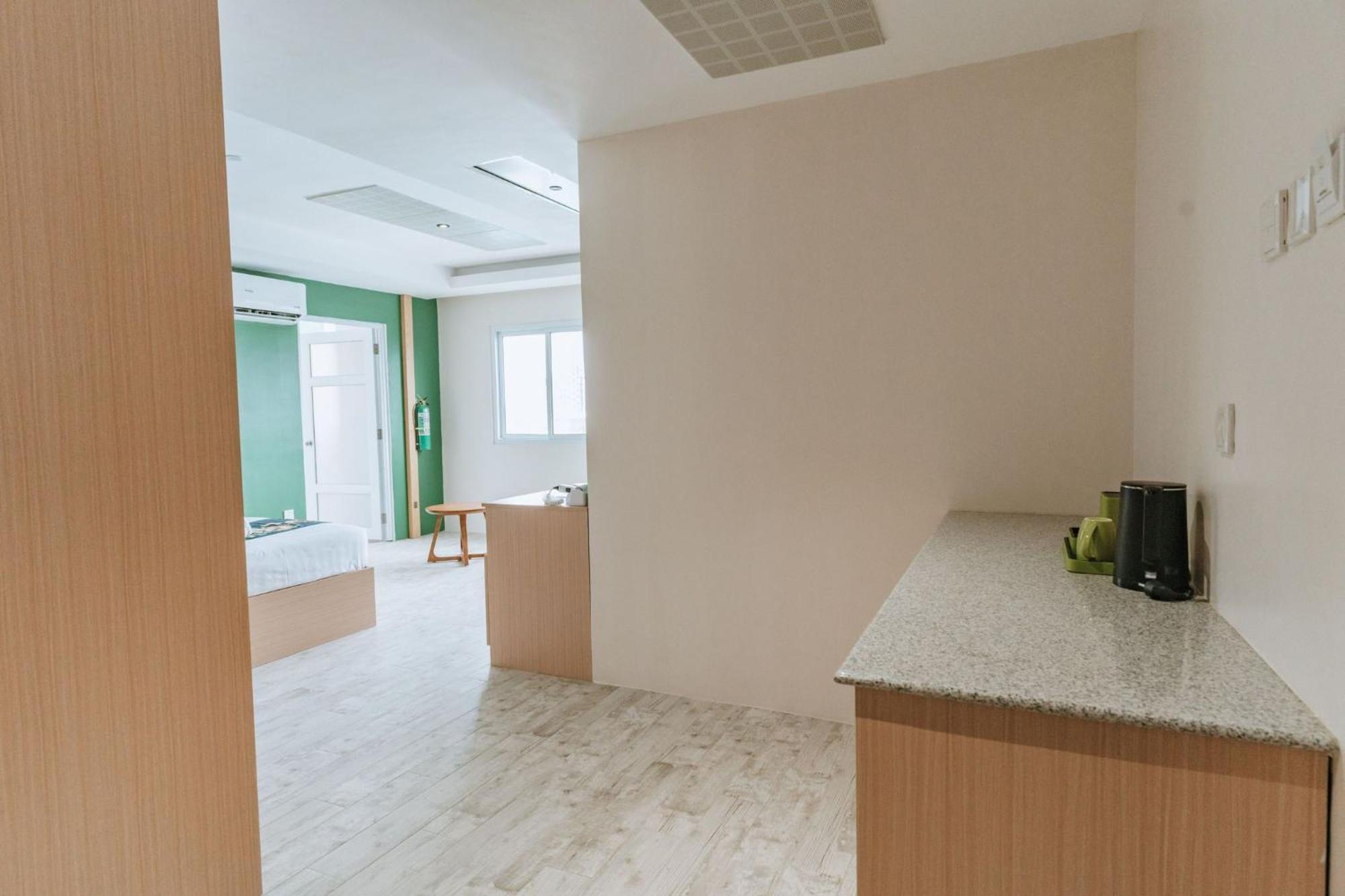 Diane Residences Cebu Stadt Exterior foto